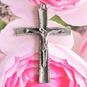 Vintage Peltro Italy crucifix pendant pewter religious catholic stylized